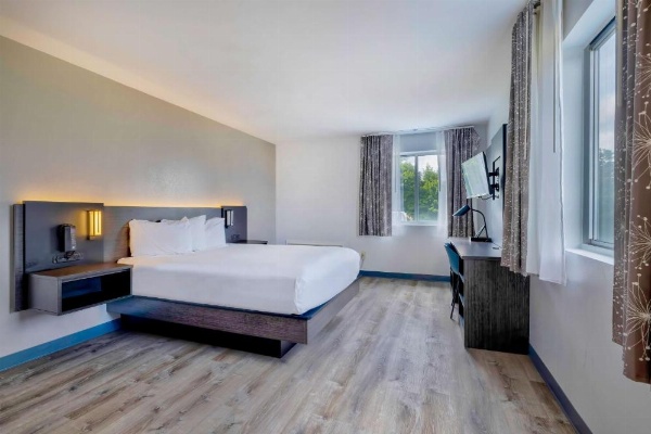 Motel 6 Bethel, CT - Danbury image 10