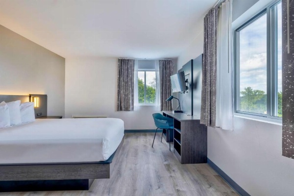 Motel 6 Bethel, CT - Danbury image 11